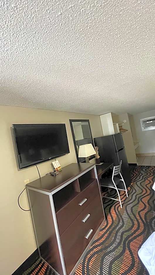 Country Town N' Suites