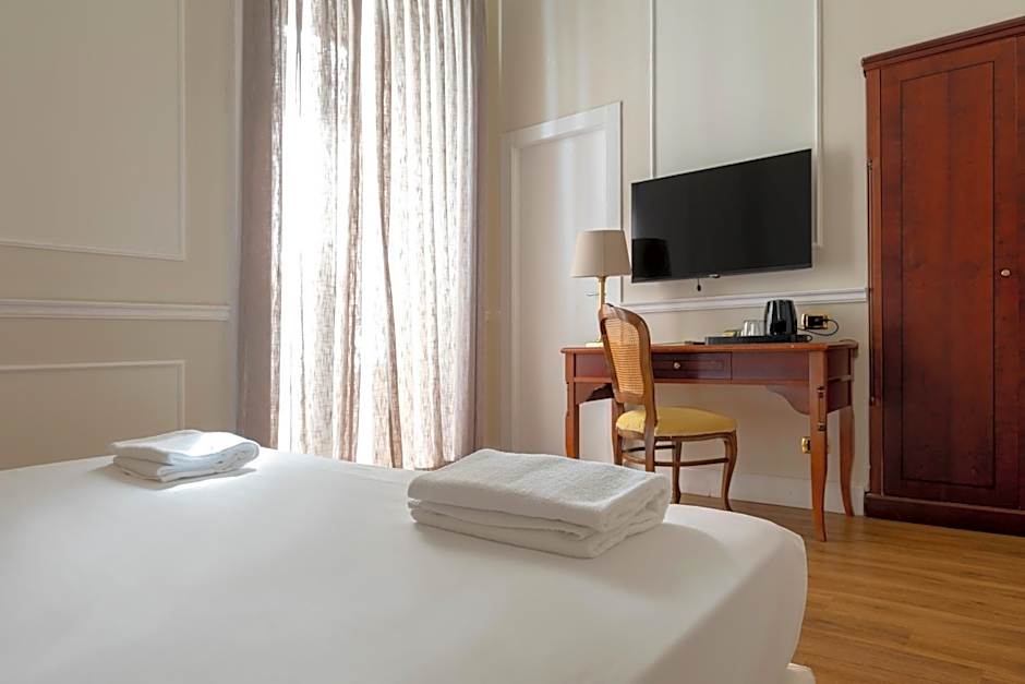 Napolit'amo Hotel Principe