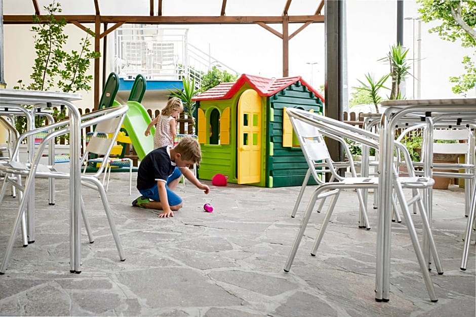 Hotel Mignon Riccione Fronte Mare