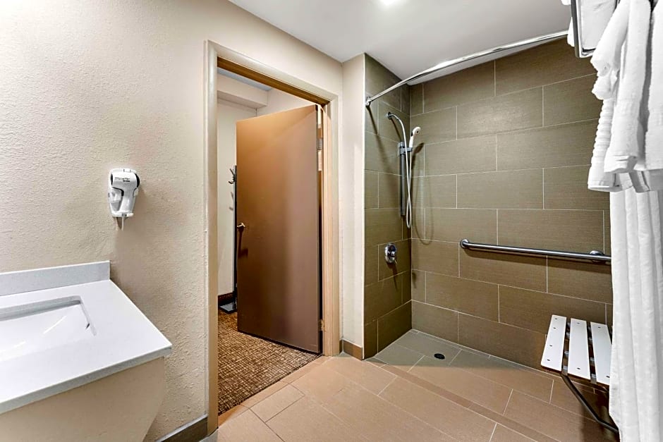 SureStay Plus by Best Western Reading North