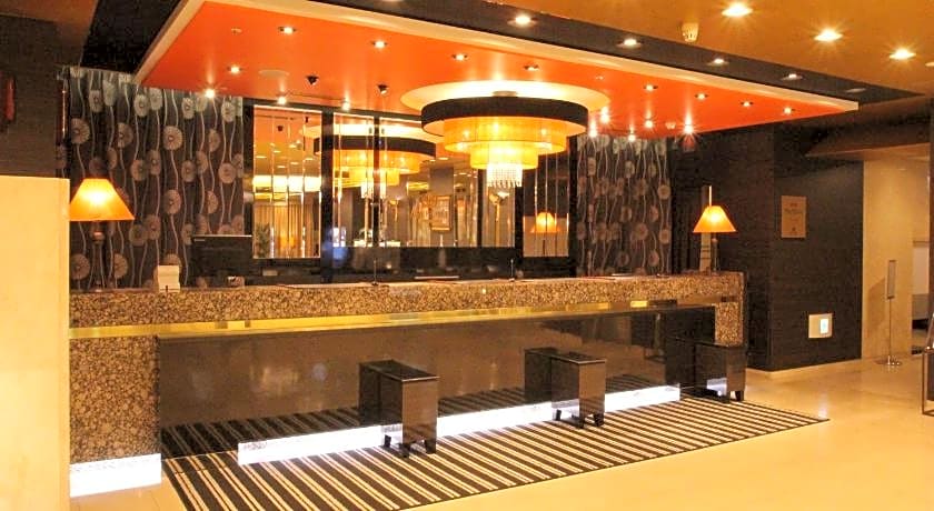 APA Hotel Komatsu Grand