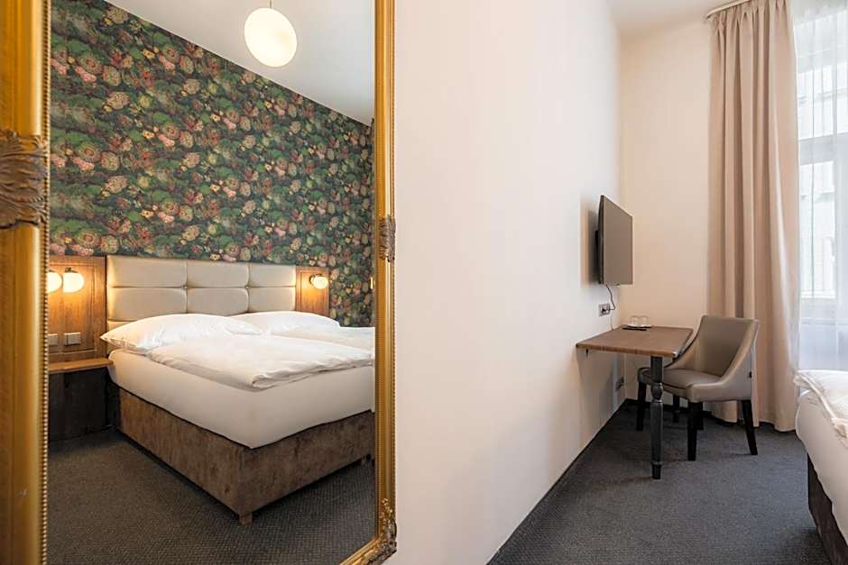 EA Hotel Victoria