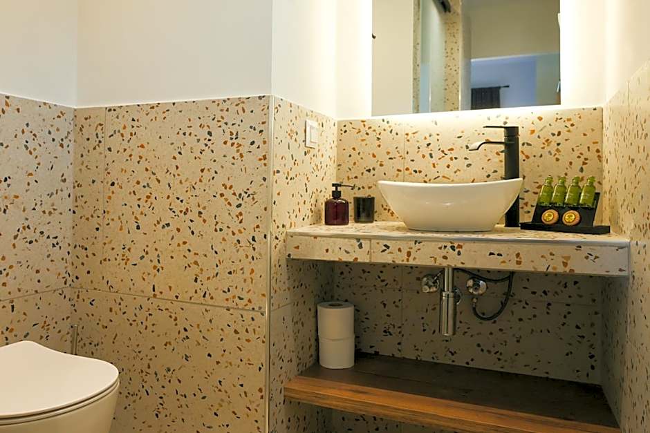 Uphill Unique Boutique Suites