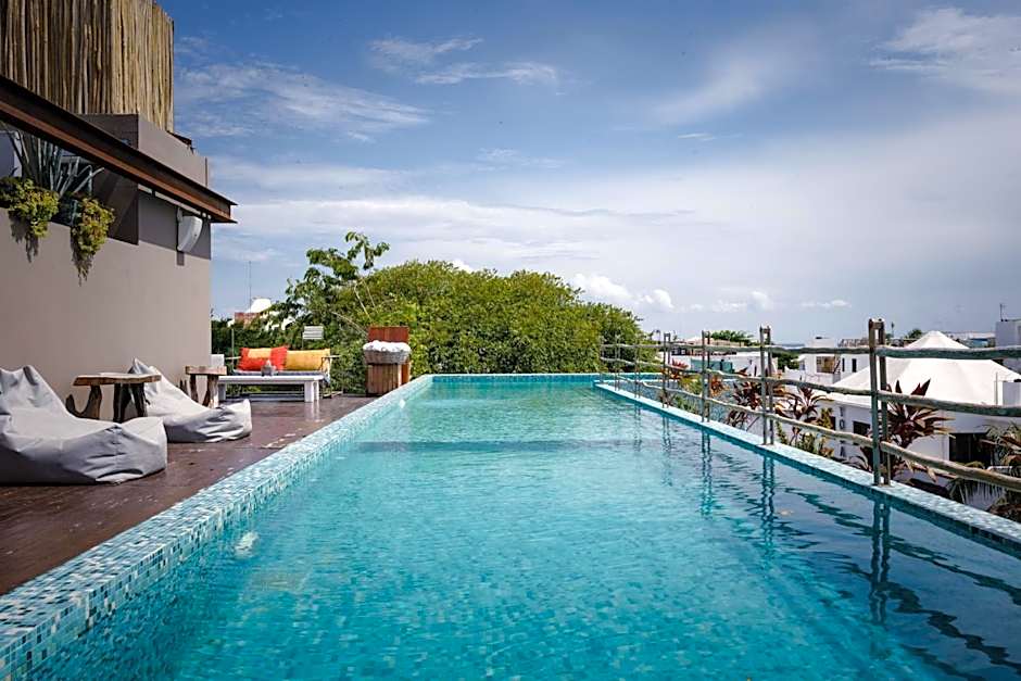 Be Playa Hotel Boutique & Rooftop Bar