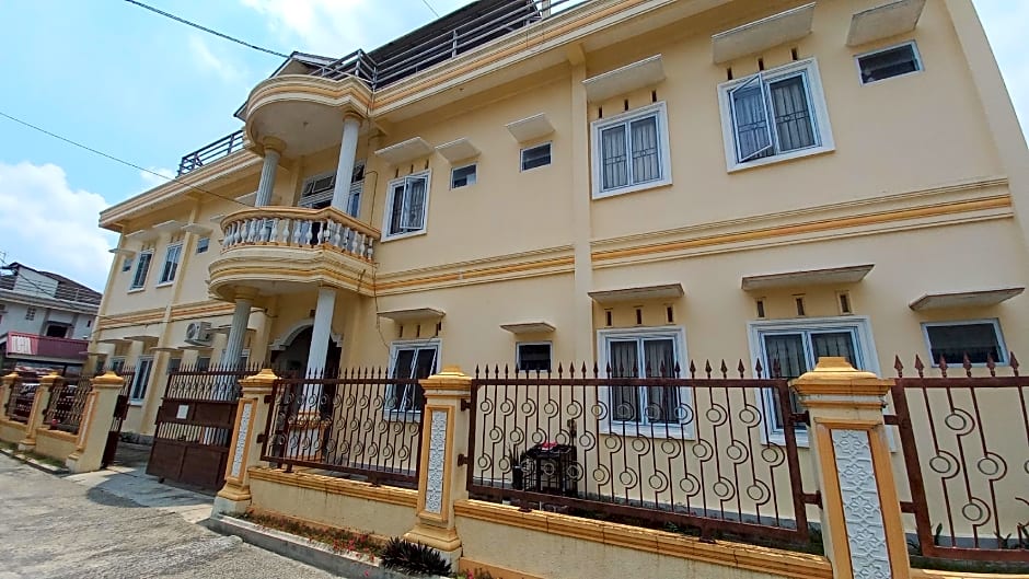 Hotel O Pondok Anggrek Syariah