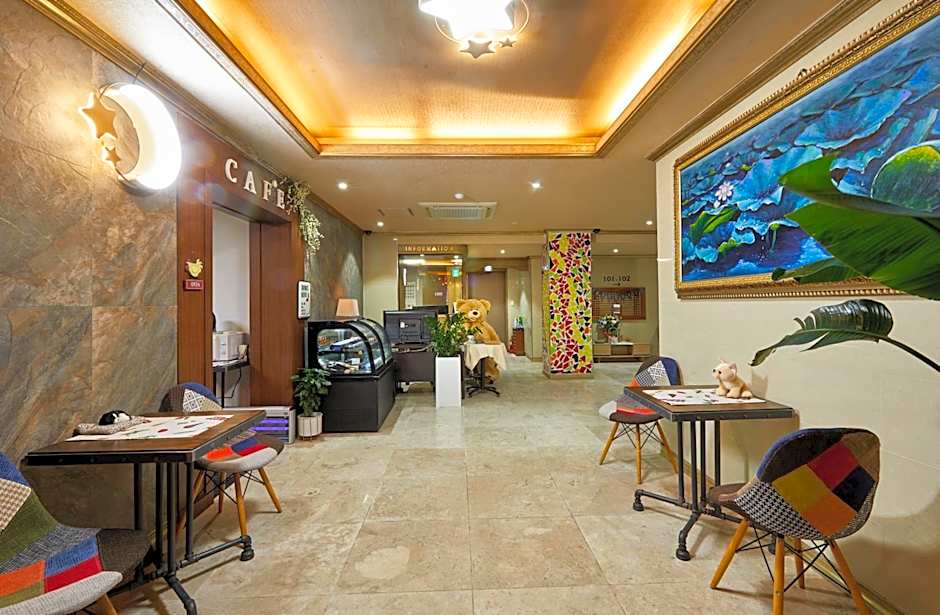 Buan Tree California Hotel