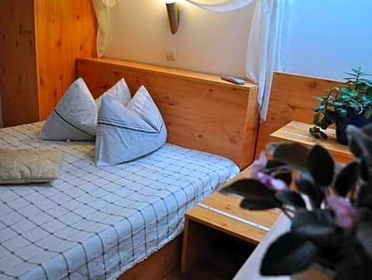 Bistro-Pension La Teleferic