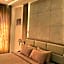HOTEL VAHINI GRAND