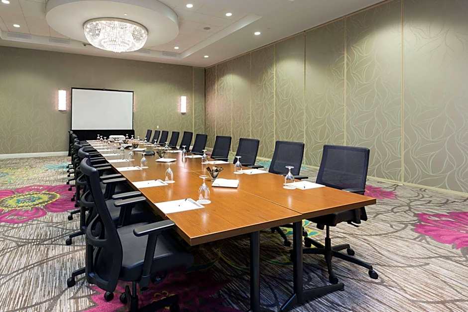 Wyndham Grand Jupiter At Harbourside Place