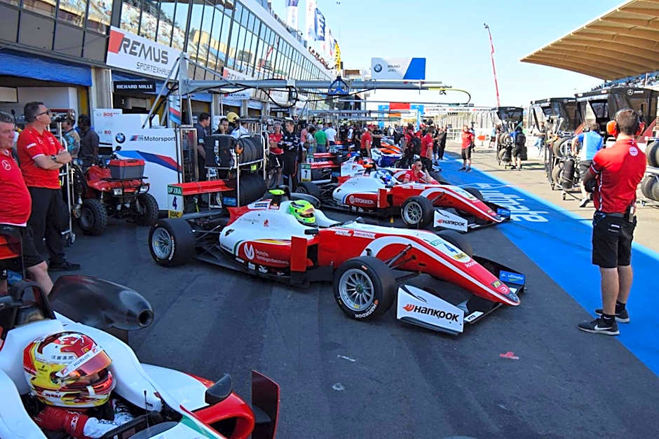 Hotel / Pension Villa Tanahlot