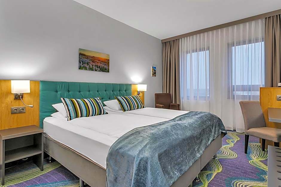 Airport Hotel Aurora Star