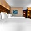 Holiday Inn Express & Suites Clarion By IHG