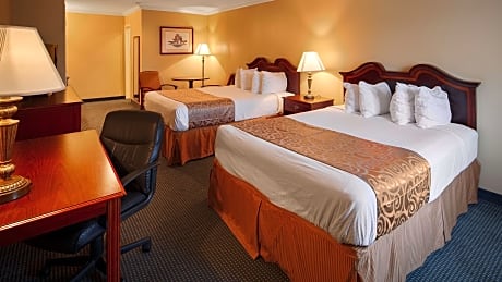 2 Queen Beds Smoking Room Kitchenette Microwave Fridge Wi-Fi Continental Breakfast