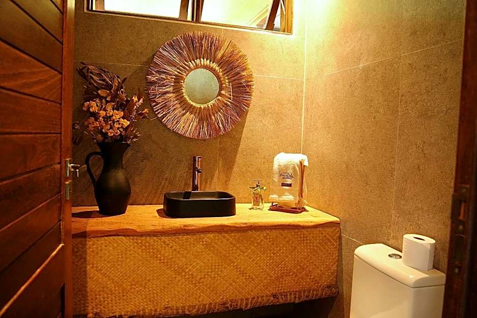 Casa com Ofurô, Piscina Aquecida e Cozinheira