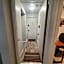 Central Private 1BR Apt. w/Free Prkg + Fast Wi-Fi