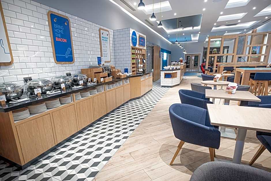 Holiday Inn Express - Fleet By IHG