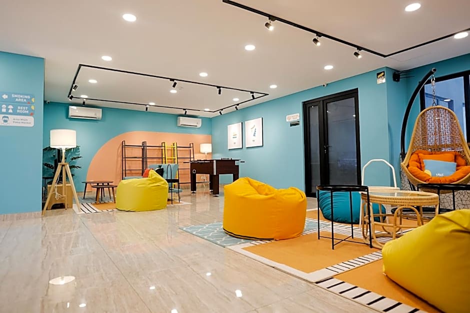 Sans Hotel Puri Indah Jakarta