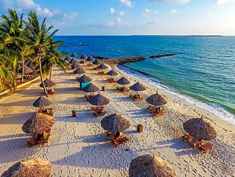 Hotel White Sands Resort and Conference Centre