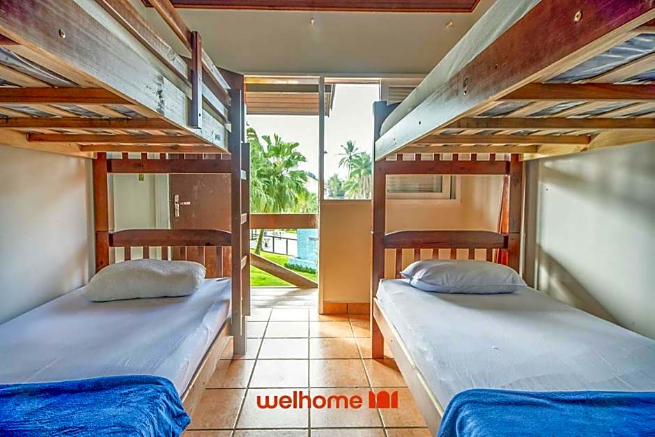 Casa em condomínio a 500m da praia em Bertioga