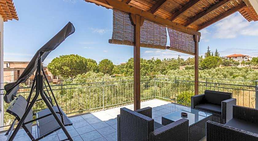 Lefkis apartments & studios