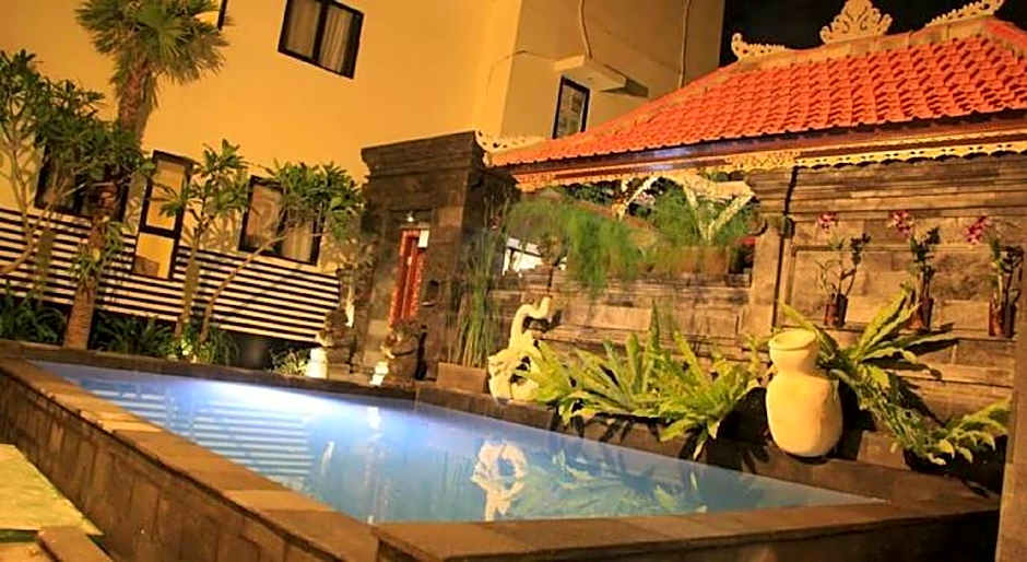 S 8 Suardana Hotel