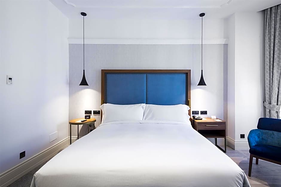 DoubleTree by Hilton Madrid - Prado