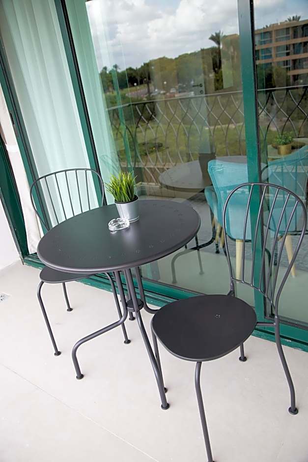 Suite Caesar - Neot Golf