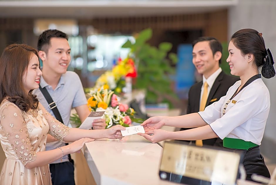Muong Thanh Grand Cua Lo Hotel