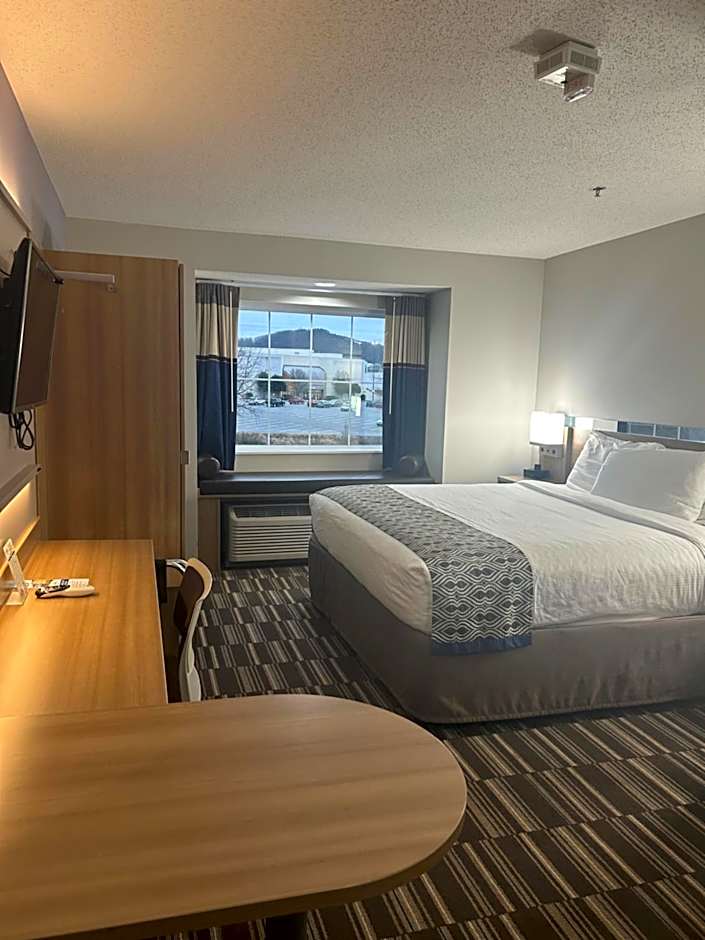 Microtel Inn & Suites By Wyndham Lynchburg