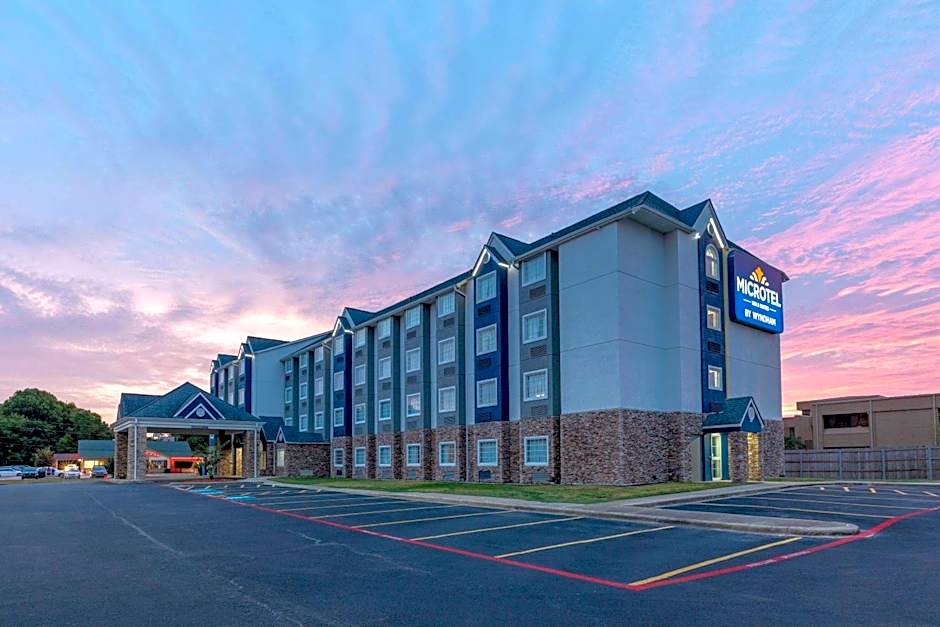 Microtel Inn & Suites by Wyndham Bossier City