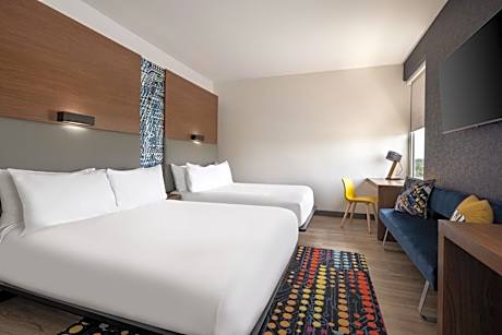 Aloft, Guest room, 2 Queen