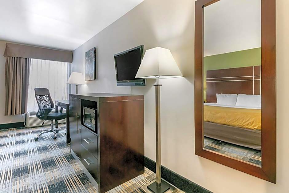 Quality Inn Cape Girardeau North