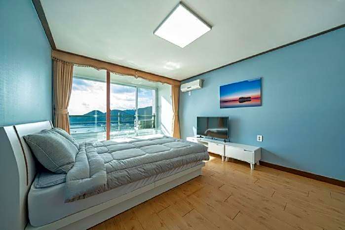 Namhae Season Hotel