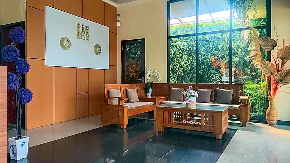 RedDoorz @ Merauke City Center