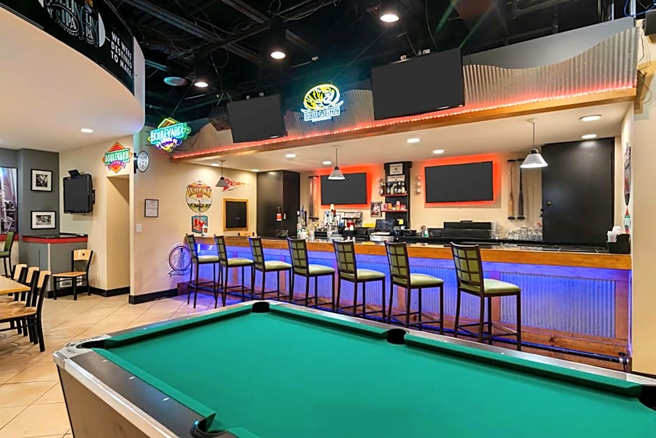 Best Western Plus Kansas City Sports Complex Hotel