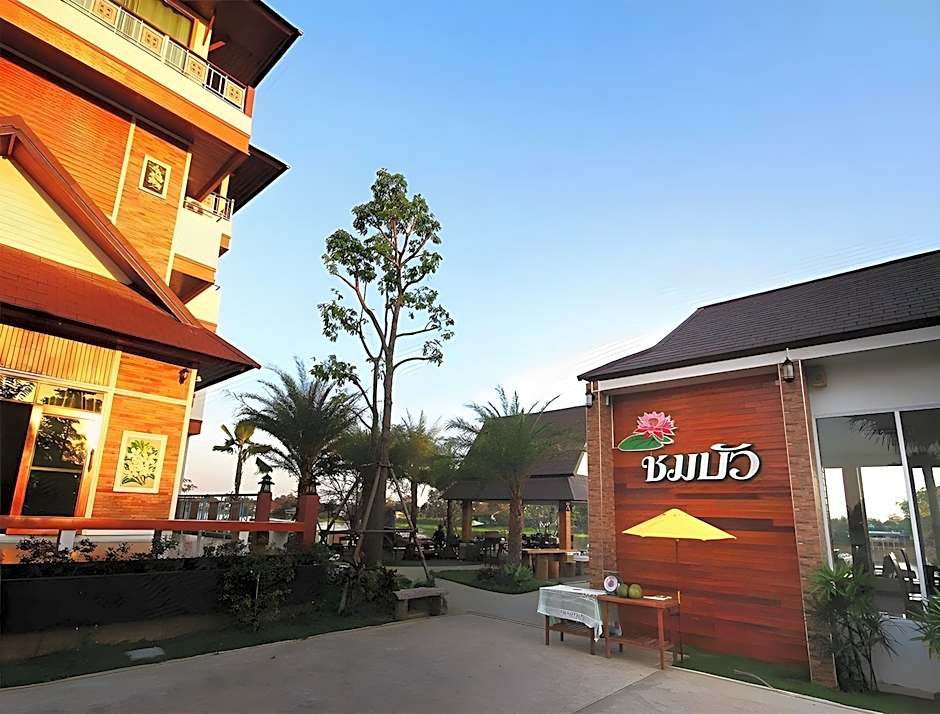 Chaophayathara Riverside Hotel