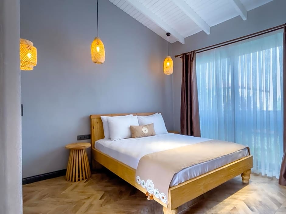 Trina Talles Hotel Alacati - Luxury Desing