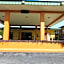 Camilla Inn & Suites