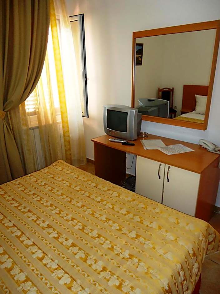 Hotel Pelikan