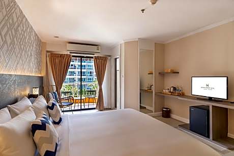 Superior Double Room with Balcony