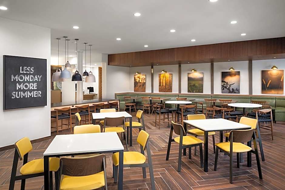 Fairfield Inn & Suites Waycross