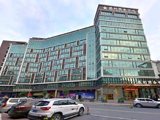 Ching Hotel