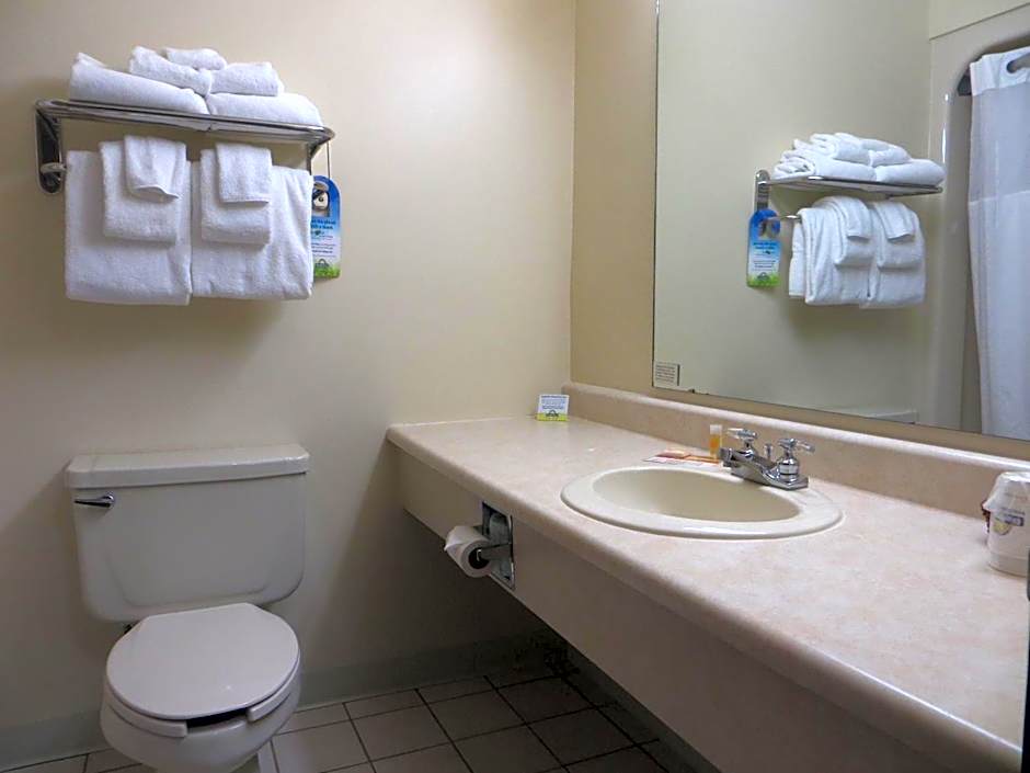 Days Inn by Wyndham Alpena