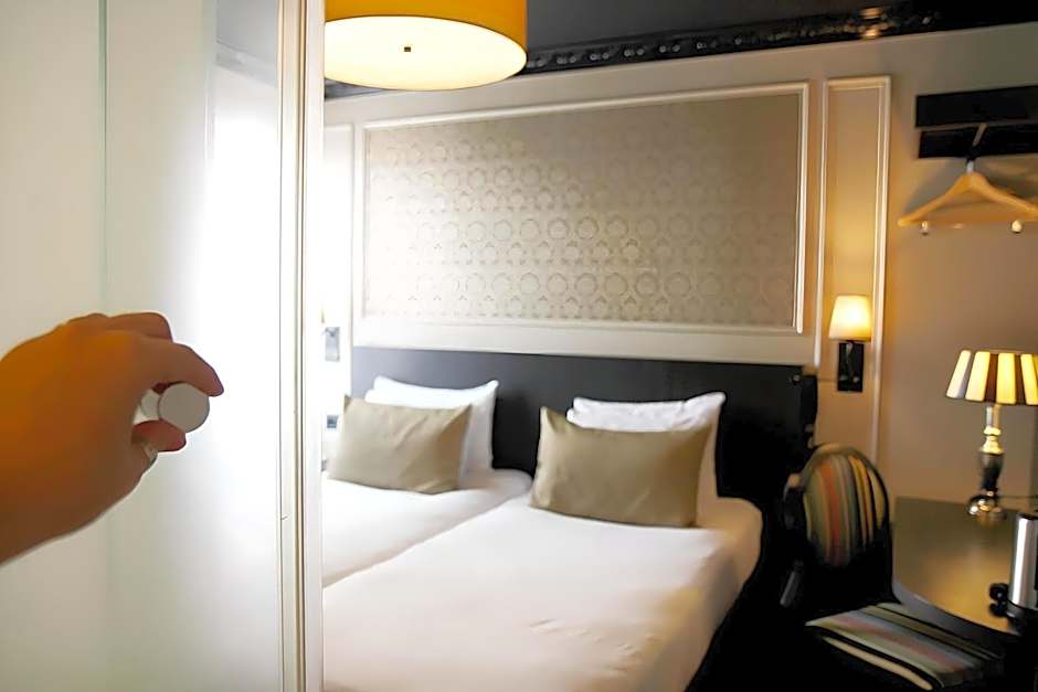 Hotel Le Montmartre Saint Pierre