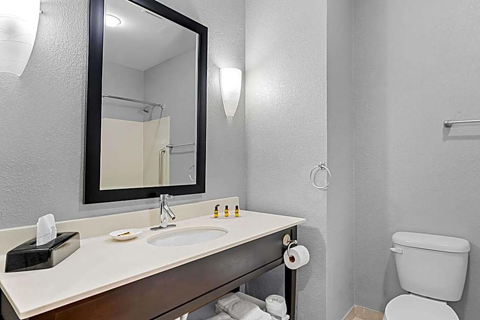 Best Western Plus Magee Inn & Suites