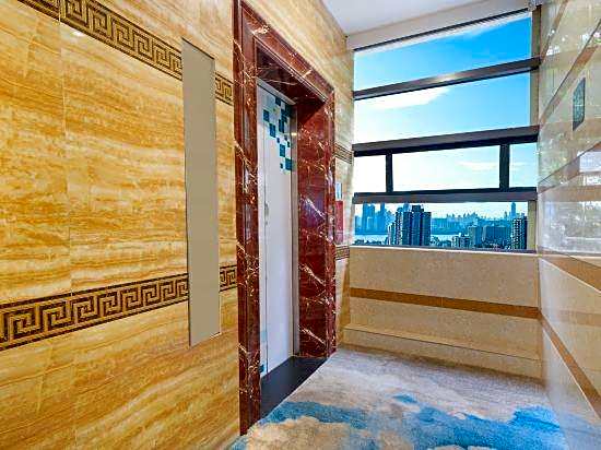 Meiling Hotel (Guangzhou Zhujiang New Town Wuyangyu Subway Station)