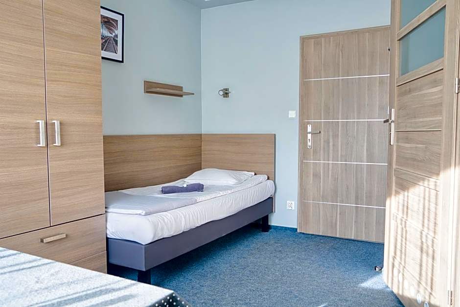 Hostel Azymut