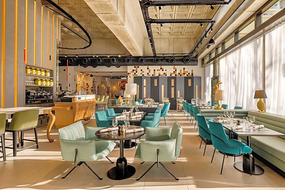 FirstName Bordeaux by Hyatt
