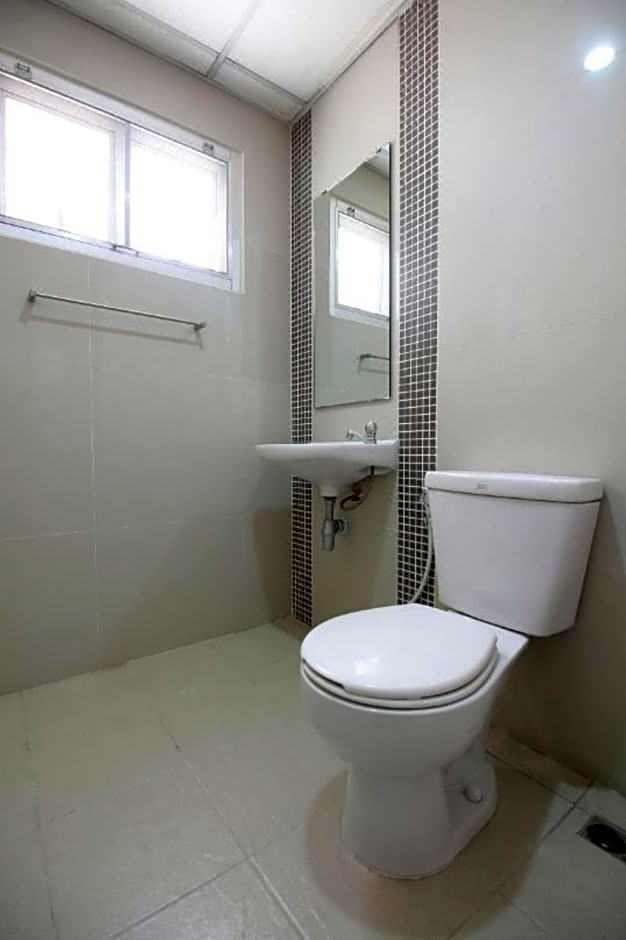 Mee sook Hotel and Residence