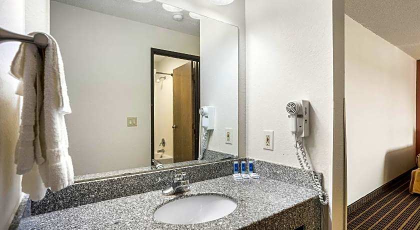 Rodeway Inn Cedar Rapids Westdale